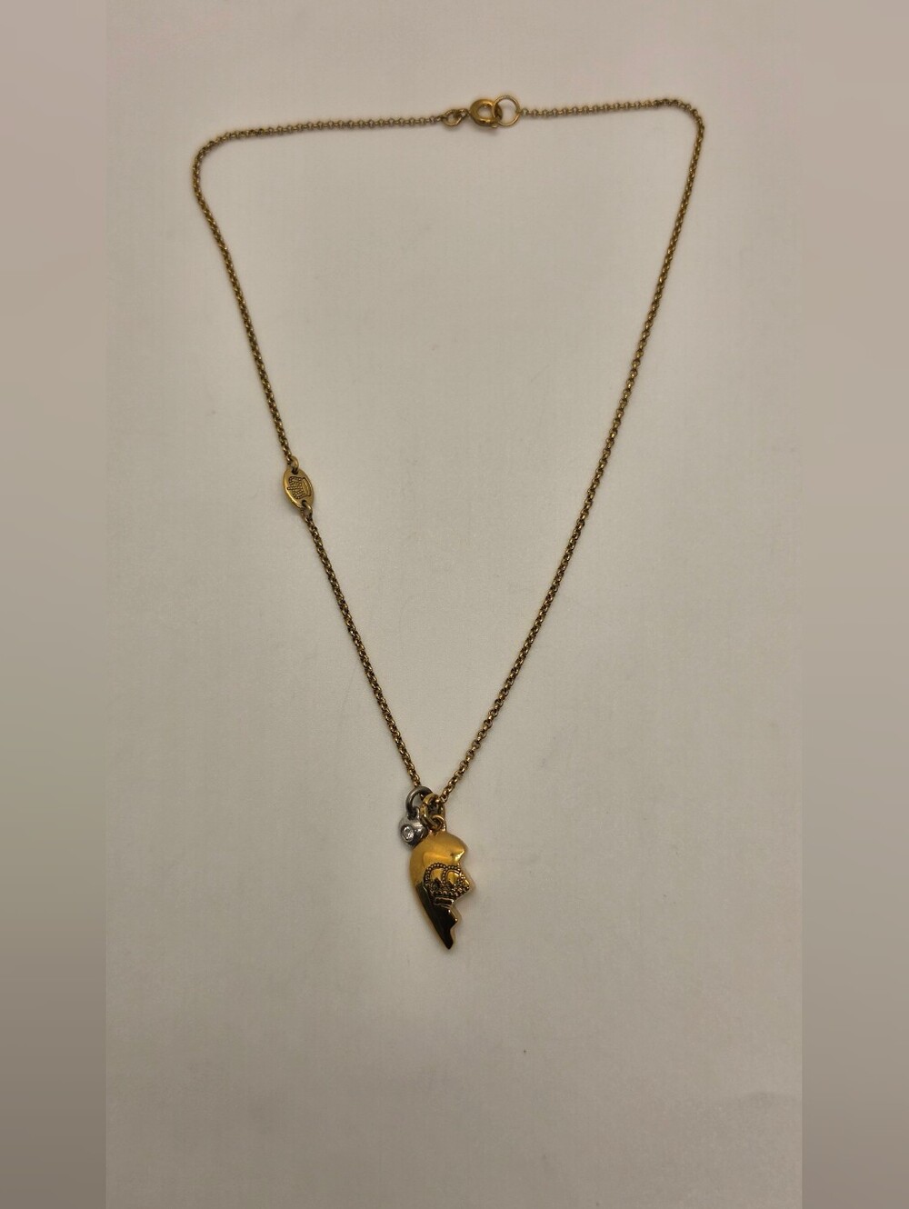 Juicy couture necklace